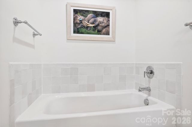 1320 Brook Road, Charlotte, NC 28205