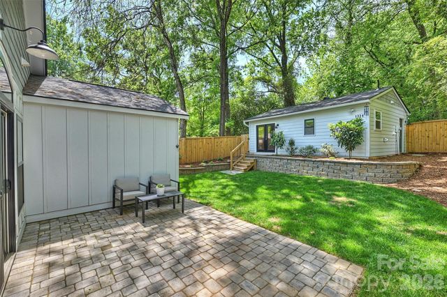 1320 Brook Road, Charlotte, NC 28205