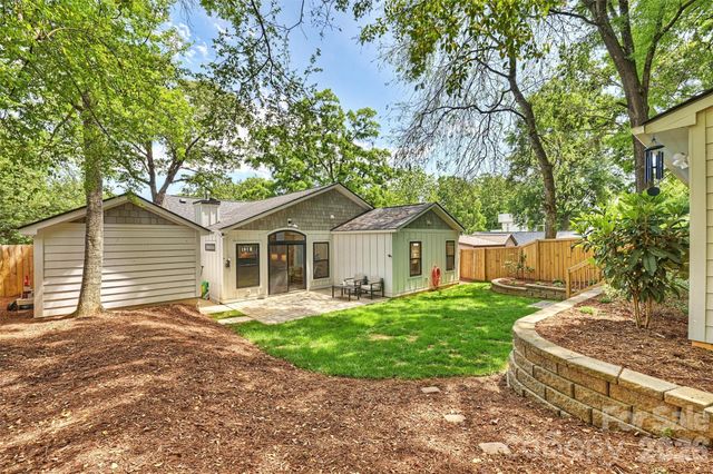 1320 Brook Road, Charlotte, NC 28205