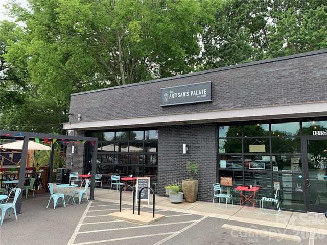 1320 Brook Road, Charlotte, NC 28205