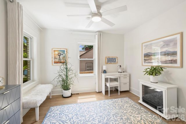 1320 Brook Road, Charlotte, NC 28205