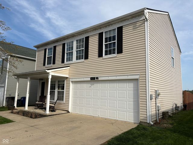 1627 Carriage Circle, Shelbyville, IN 46176