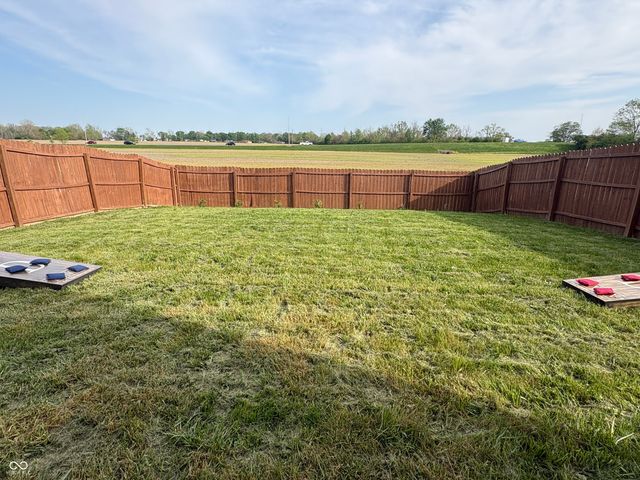 1627 Carriage Circle, Shelbyville, IN 46176