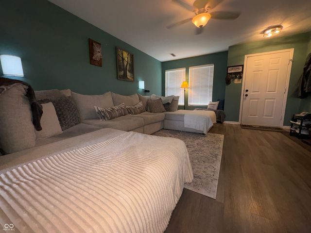 1627 Carriage Circle, Shelbyville, IN 46176
