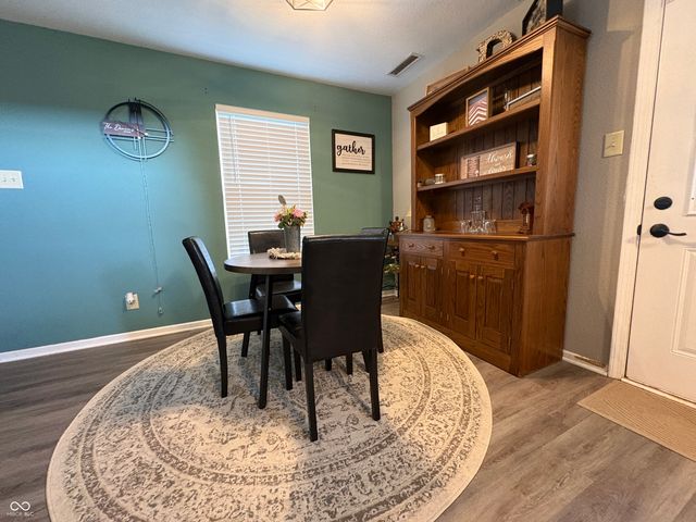 1627 Carriage Circle, Shelbyville, IN 46176