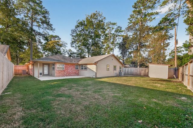 2103 Woodway Drive, New Caney, TX 77357