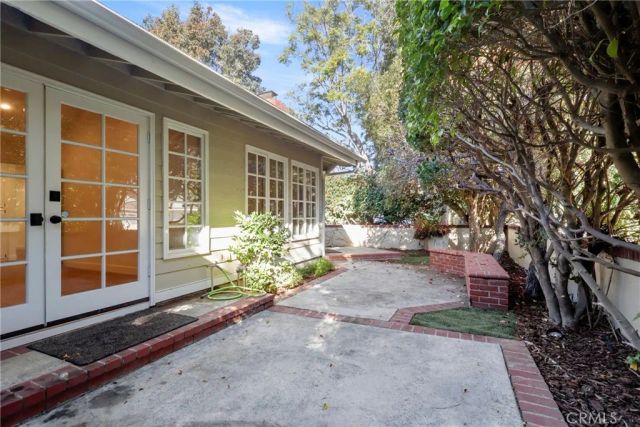 1 Malaga West, Manhattan Beach, CA 90266