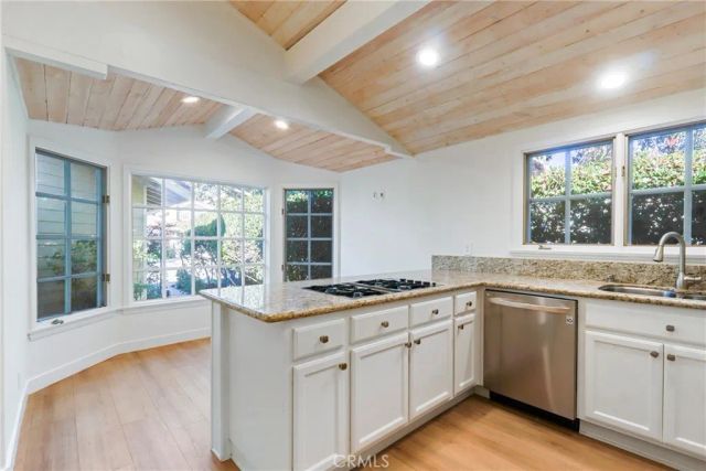 1 Malaga West, Manhattan Beach, CA 90266