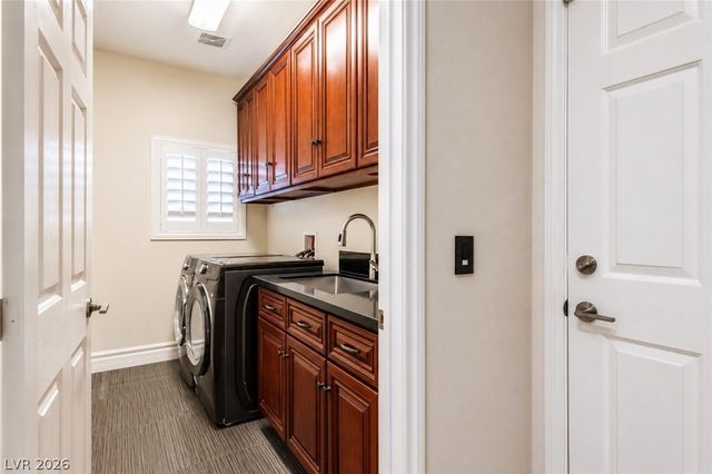 9592 Camino Capistrano Lane, Las Vegas, NV 89147