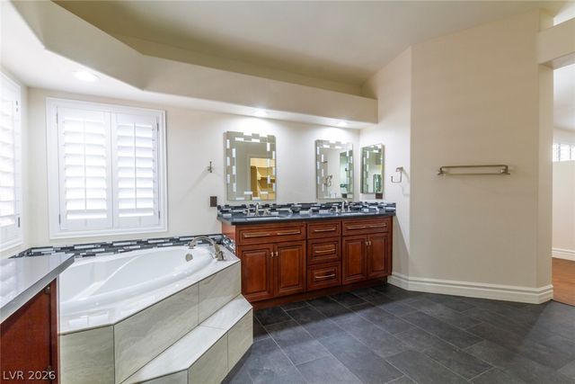 9592 Camino Capistrano Lane, Las Vegas, NV 89147