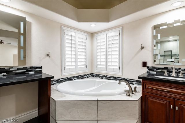 9592 Camino Capistrano Lane, Las Vegas, NV 89147