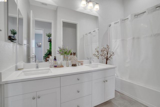 7364 Bay Harbor Way, Discovery Bay, CA 94505