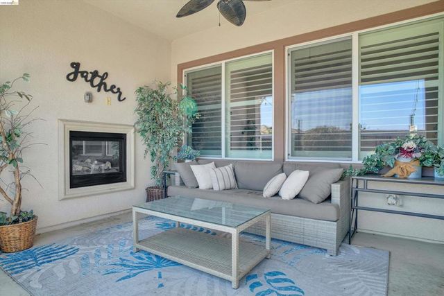 7364 Bay Harbor Way, Discovery Bay, CA 94505