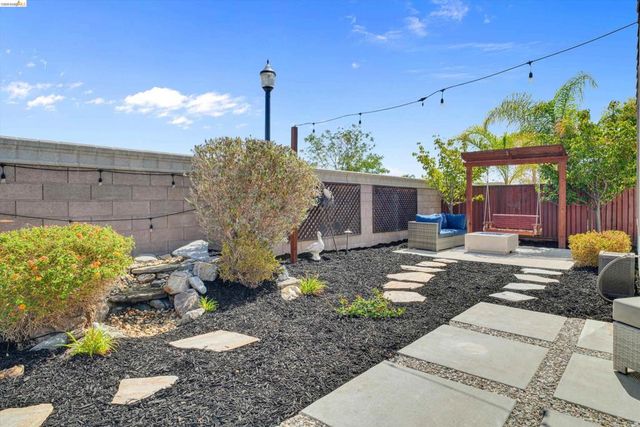 7364 Bay Harbor Way, Discovery Bay, CA 94505