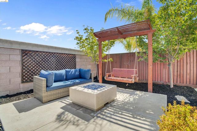 7364 Bay Harbor Way, Discovery Bay, CA 94505