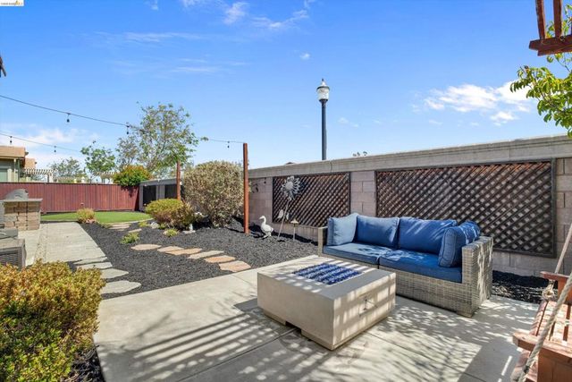 7364 Bay Harbor Way, Discovery Bay, CA 94505
