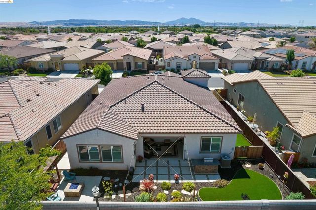 7364 Bay Harbor Way, Discovery Bay, CA 94505