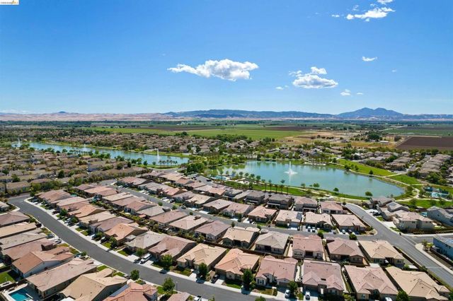 7364 Bay Harbor Way, Discovery Bay, CA 94505
