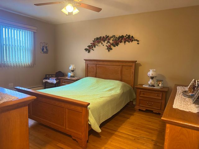 1033 PARK DR, Secaucus, NJ 07094