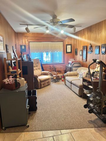 1033 PARK DR, Secaucus, NJ 07094