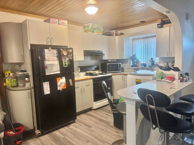 1033 PARK DR, Secaucus, NJ 07094