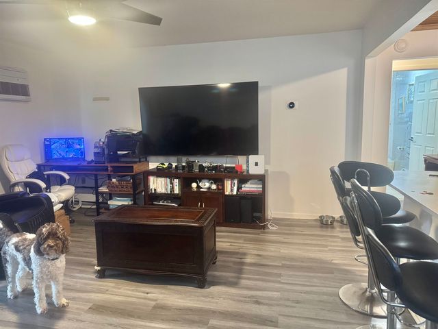 1033 PARK DR, Secaucus, NJ 07094