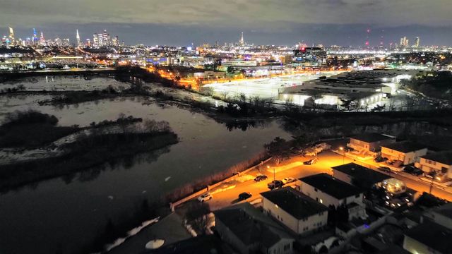 1033 PARK DR, Secaucus, NJ 07094