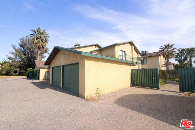 4317 Isla Verde Street, Bakersfield, CA 93301