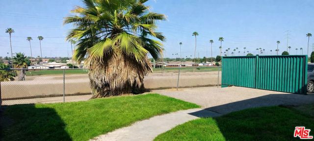 4317 Isla Verde Street, Bakersfield, CA 93301