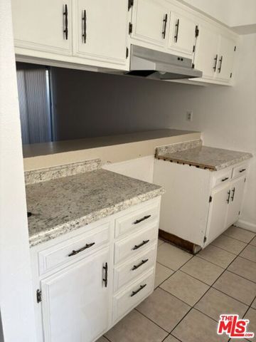 4317 Isla Verde Street, Bakersfield, CA 93301