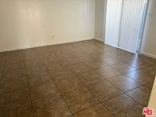 4317 Isla Verde Street, Bakersfield, CA 93301