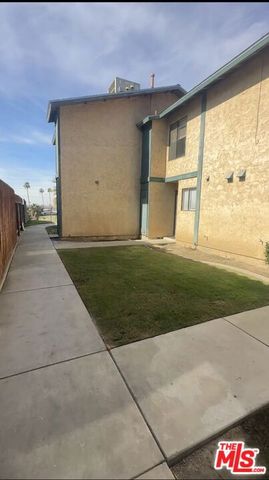 4317 Isla Verde Street, Bakersfield, CA 93301