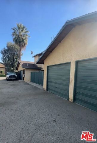 4317 Isla Verde Street, Bakersfield, CA 93301