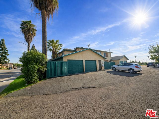 4317 Isla Verde Street, Bakersfield, CA 93301