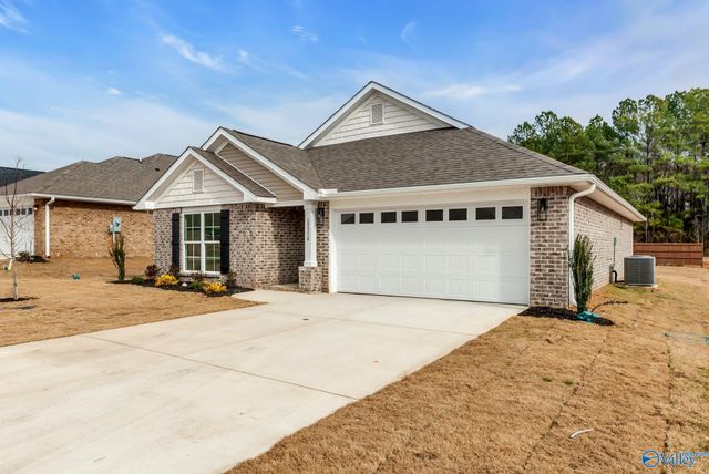 15427 Springbrook Trace, Athens, AL 35611