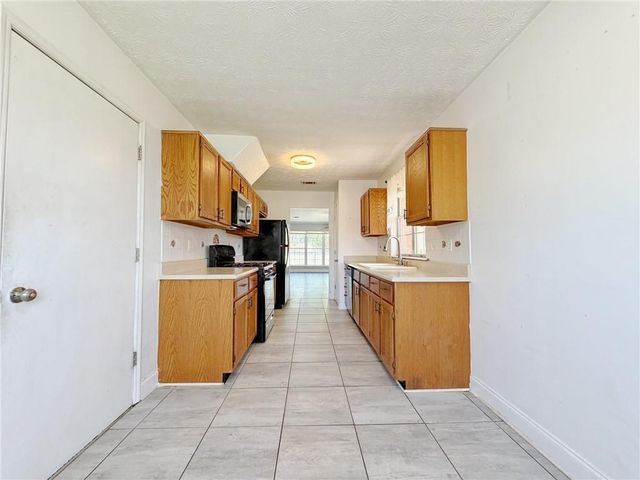 2901 Inverloch Circle, Duluth, GA 30096