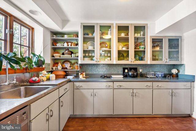 3111 IDAHO AVE NW, Washington, DC 20016