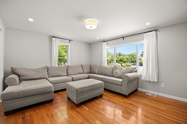 63 Brad Rd, Stoughton, MA 02072