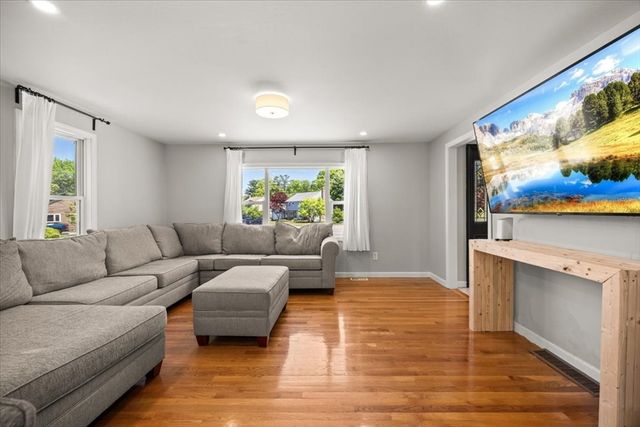 63 Brad Rd, Stoughton, MA 02072