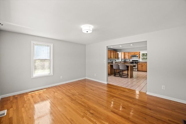 63 Brad Rd, Stoughton, MA 02072