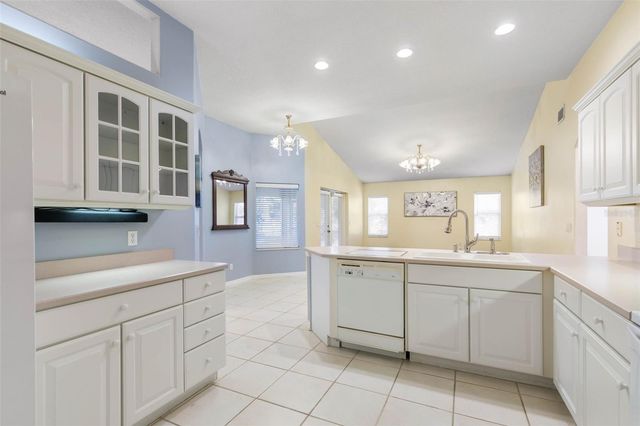 8 BURNING SANDS LANE, Palm Coast, FL 32137