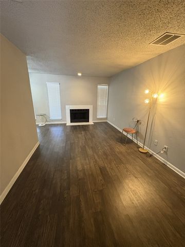 4502 Gaston Avenue 315, Dallas, TX 75246