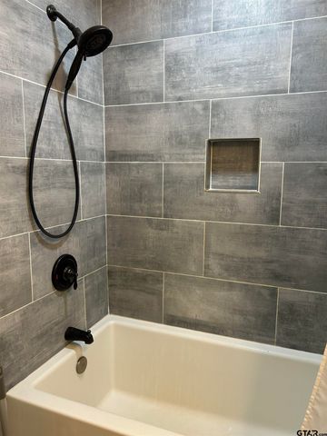 204 W NORTH, Lindale, TX 75771