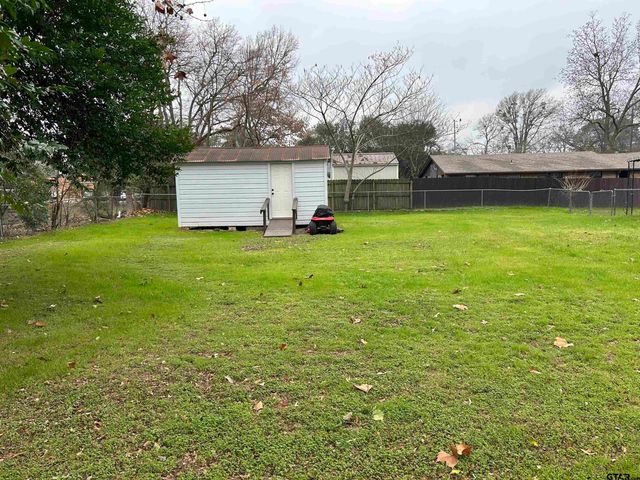 204 W NORTH, Lindale, TX 75771