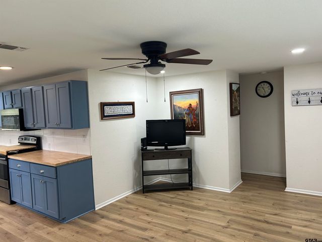 204 W NORTH, Lindale, TX 75771