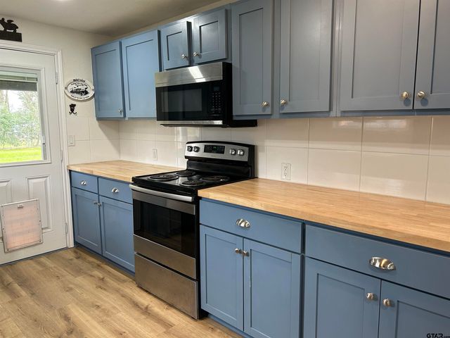 204 W NORTH, Lindale, TX 75771