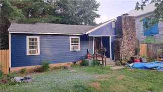 922 S B Street, Rogers, AR 72756