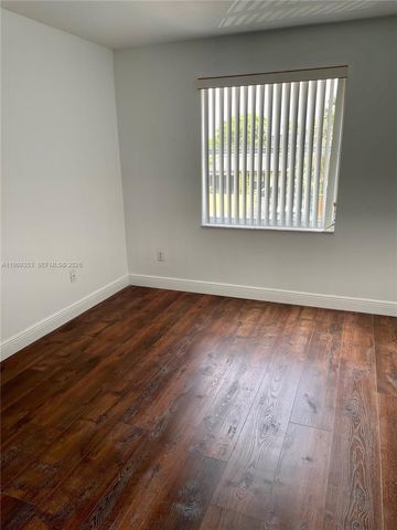 150 NW 96th Ave 9-207, Pembroke Pines, FL 33024