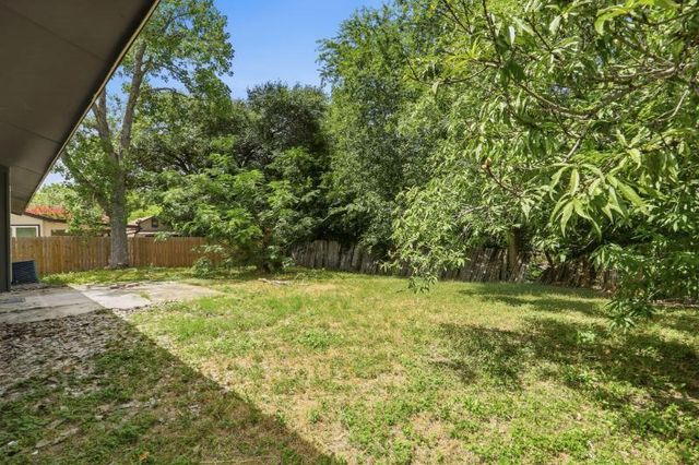 5222 Charolais Drive, San Antonio, TX 78247