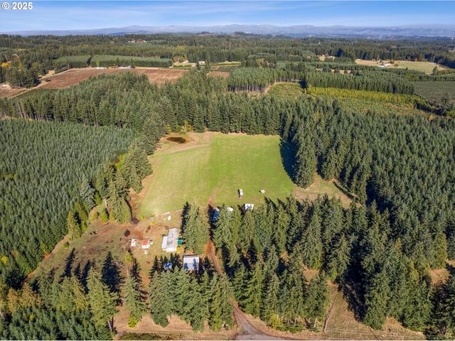 21807 S SCHRAM Rd, Beavercreek, OR 97004